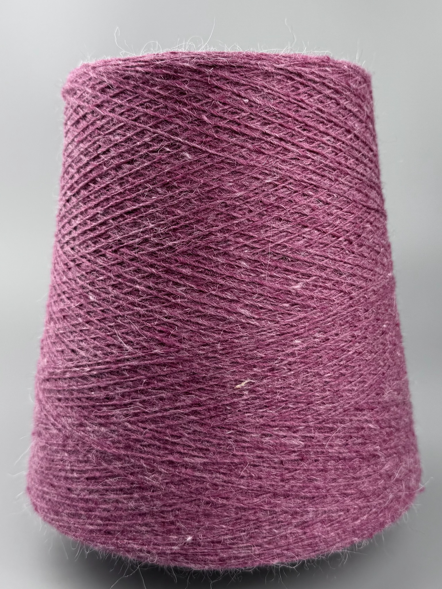 Hasegawa Art. HKA 4601 820 m / 100 g – Garn Seide Kaschmir Kid Mohair col. Malva Melangè foto 2